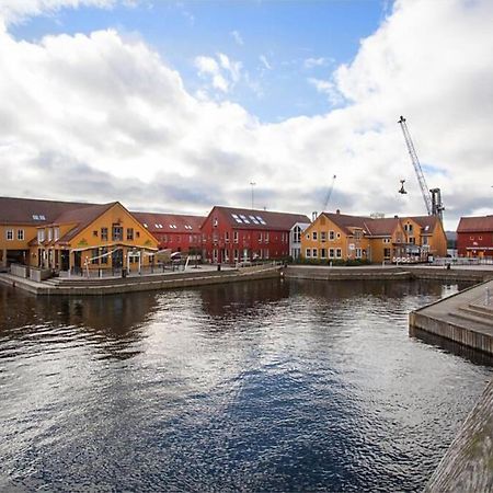 Kongensgate, Koselig Liten Leilighet, 5 Min Unna Sentrum Кристиансанд Экстерьер фото